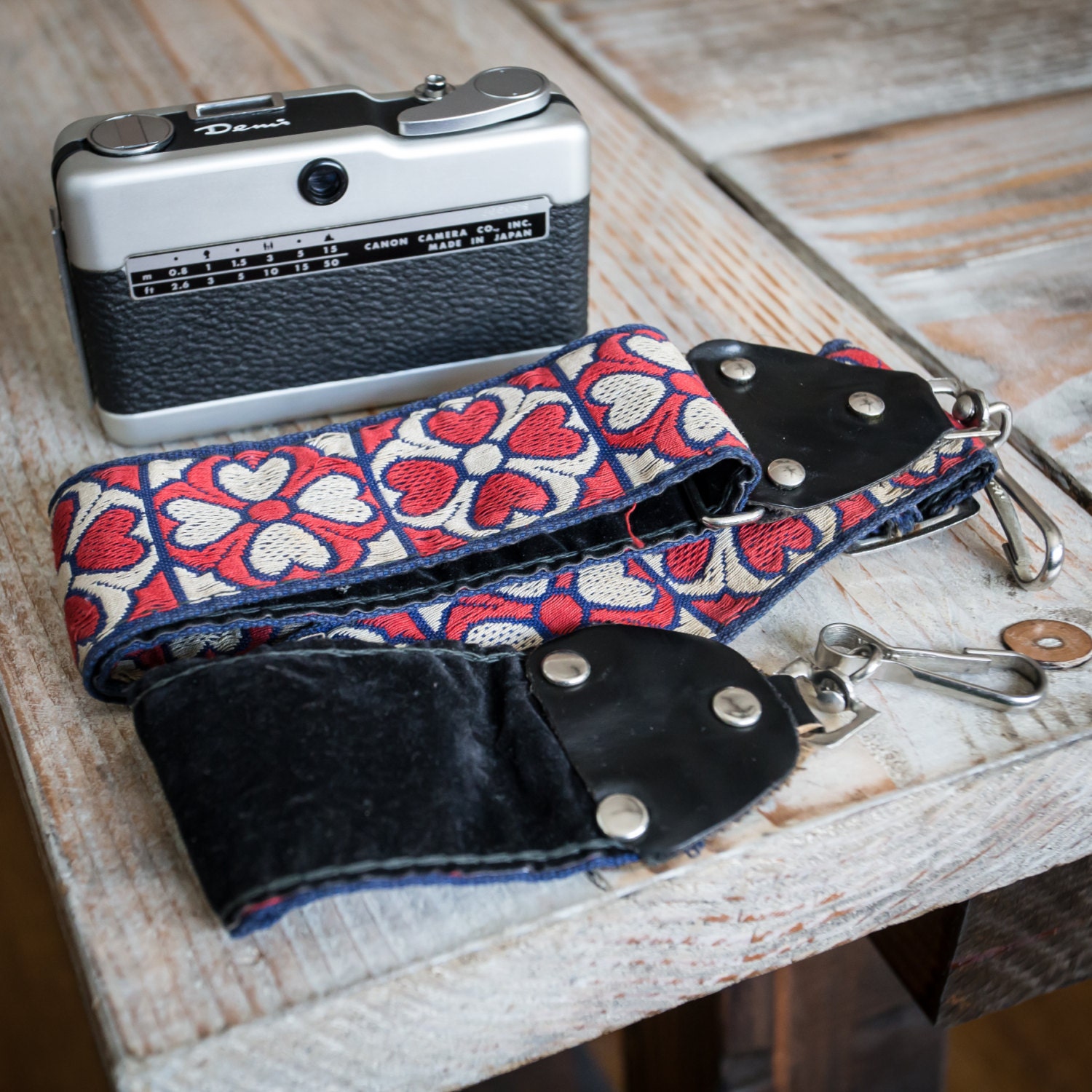 Vintage 1970’s Woven Camera Strap (aka “Hippie Strap”) – Haute Juice