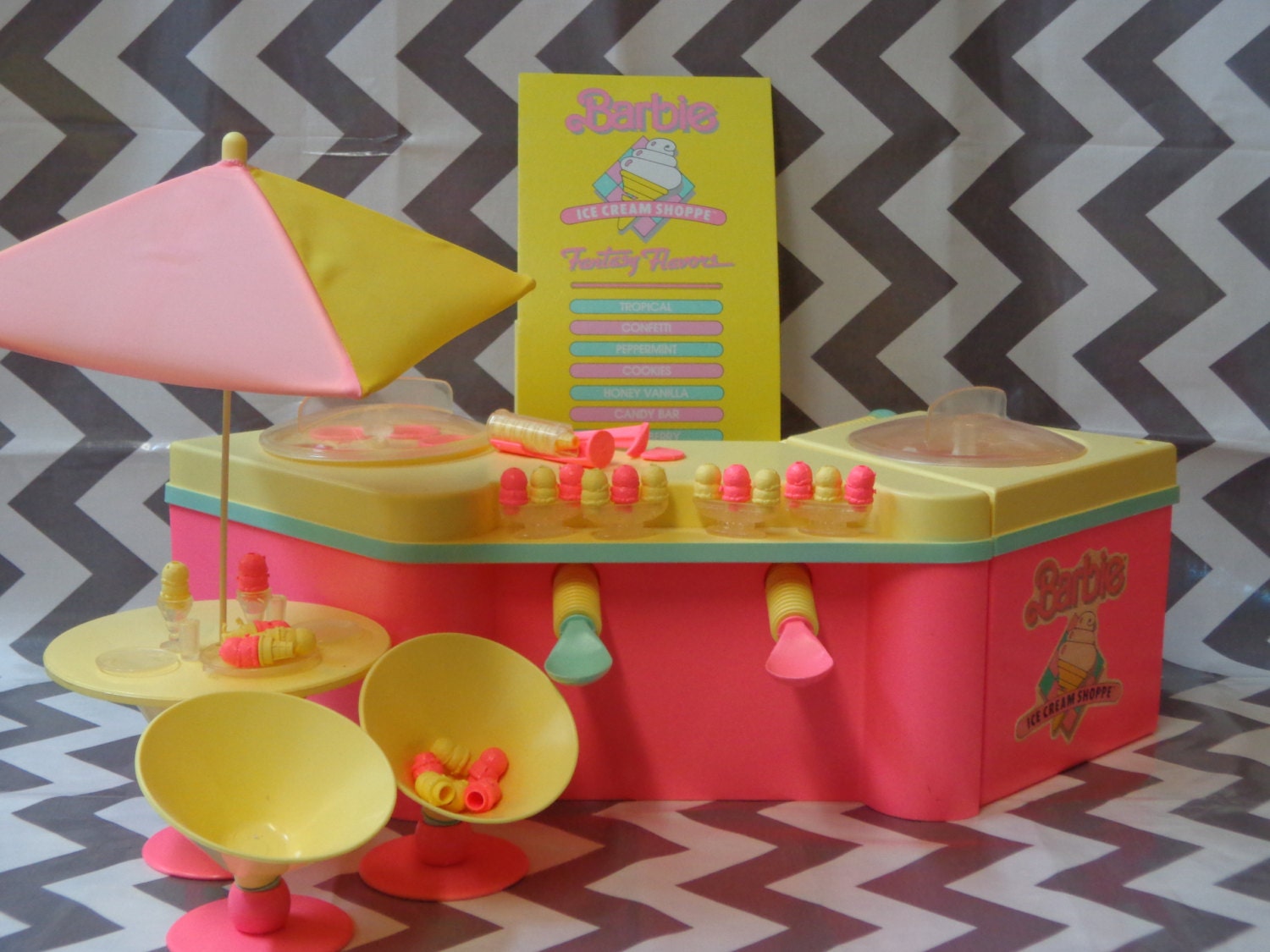 Barbie Ice Cream Shoppe 1987 Mattel doll house furniture – Haute Juice