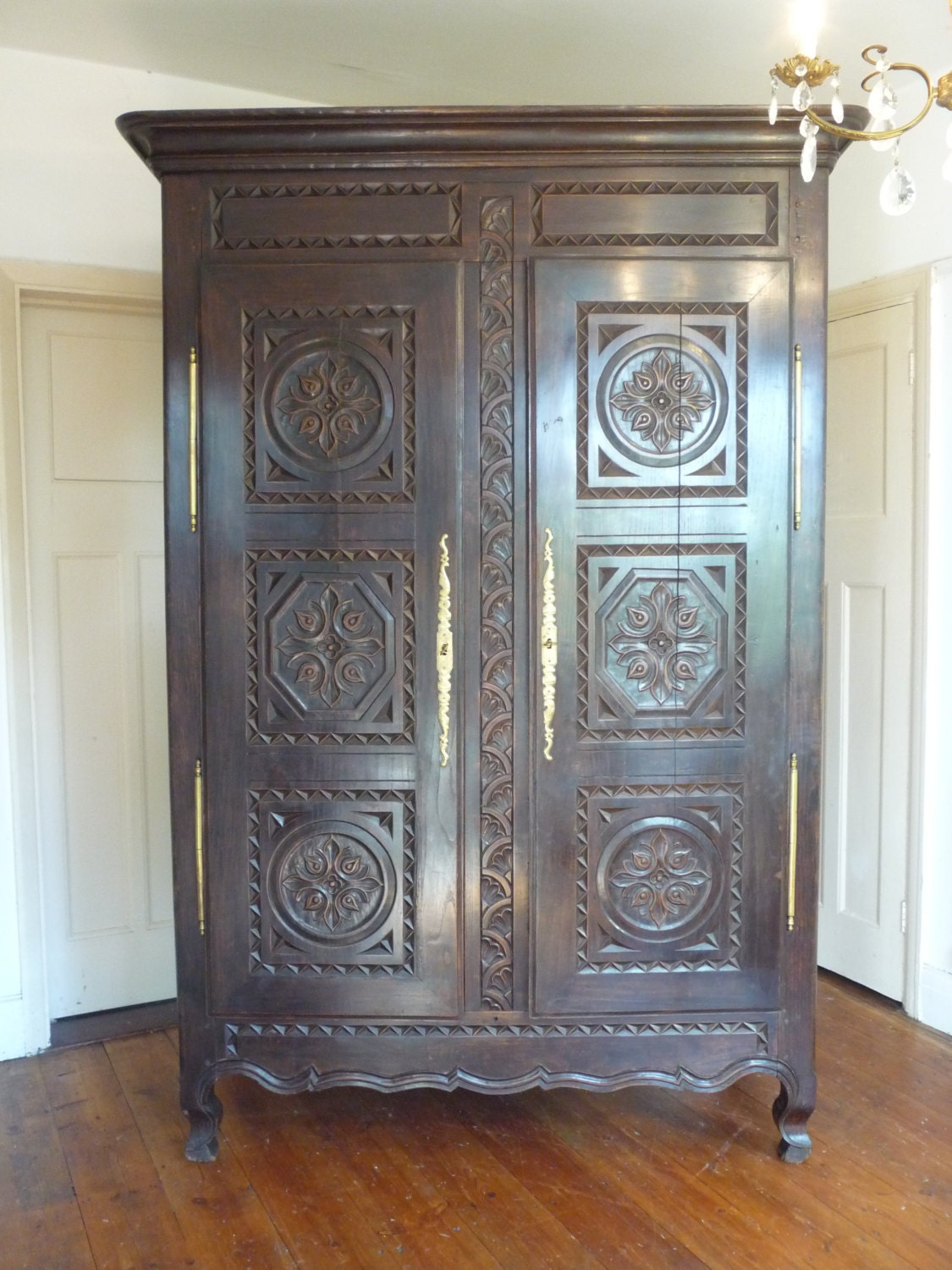Large Carved Oak Antique French Armoire Haute Juice