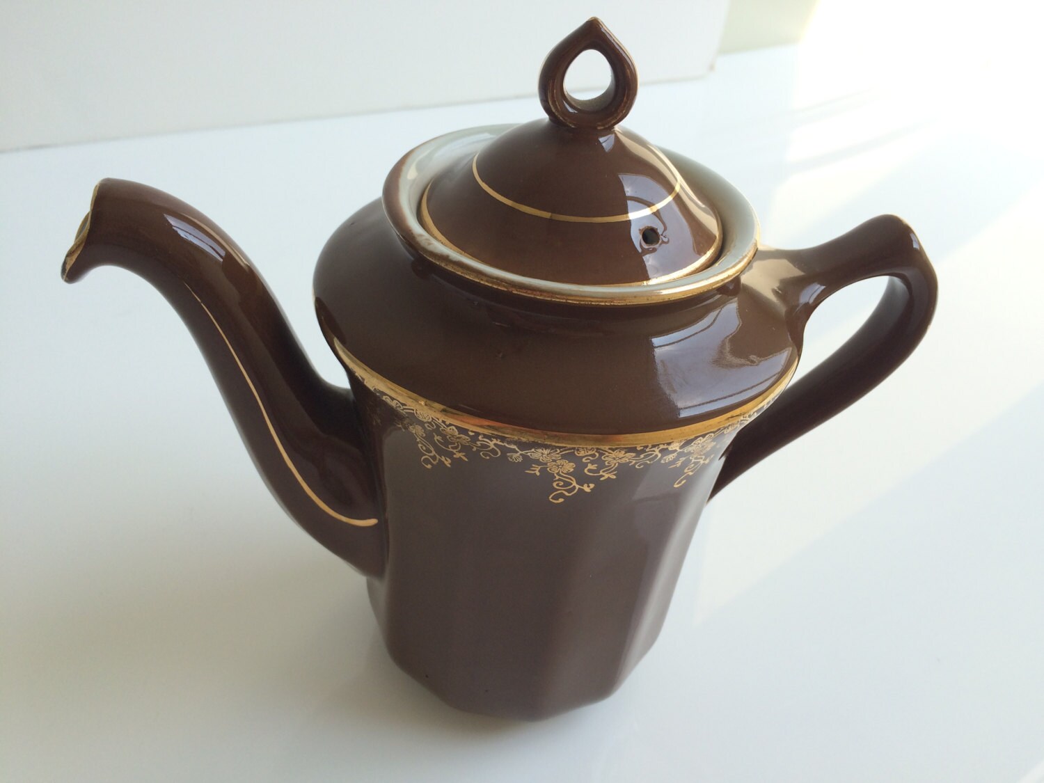 Hall China Brown Columbia Teapot with Gold Decoration 1430 Haute Juice
