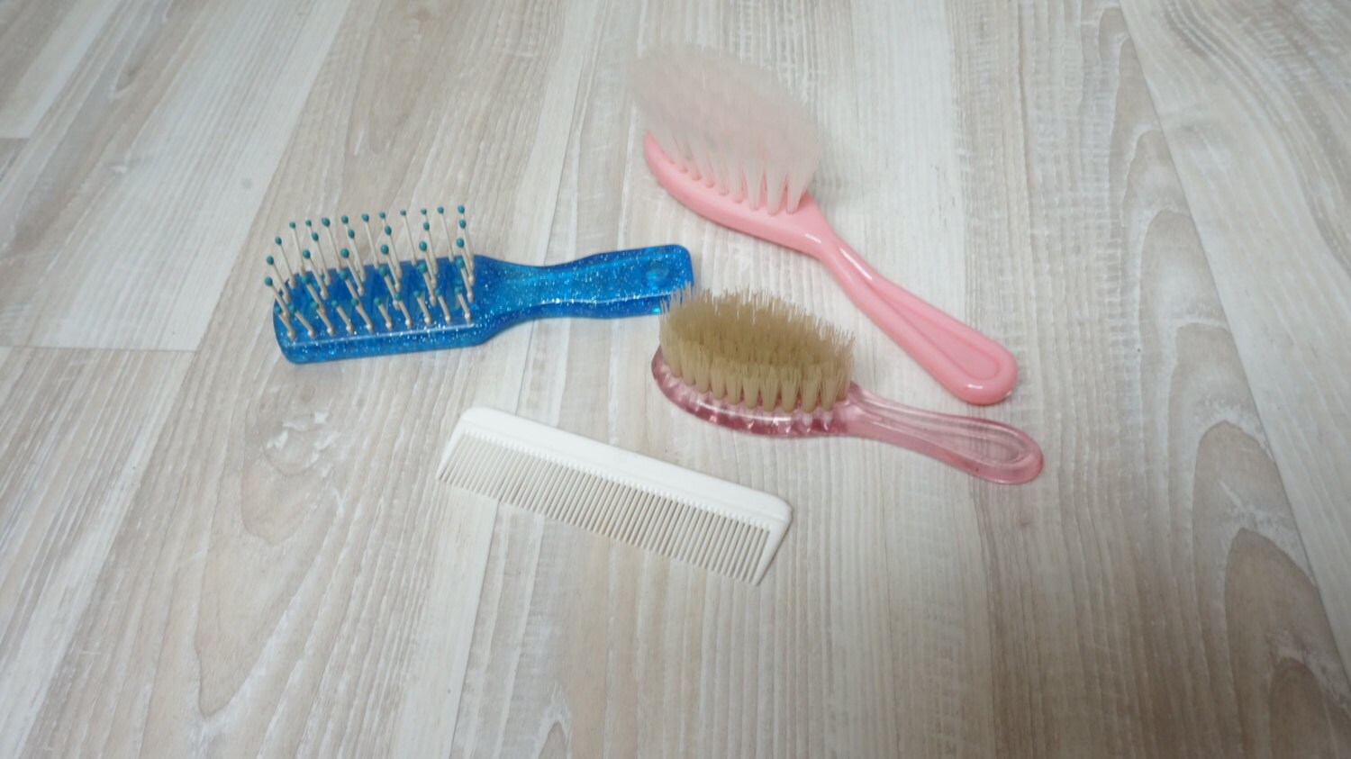 Doll hair brush and comb set of 4 Soviet Kid Toy Rubber