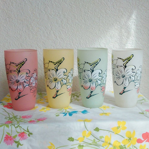Items Similar To Set Of 4 Vintage Frosted Floral Drinking Glasses Pink Yellow Mint Green And 1087