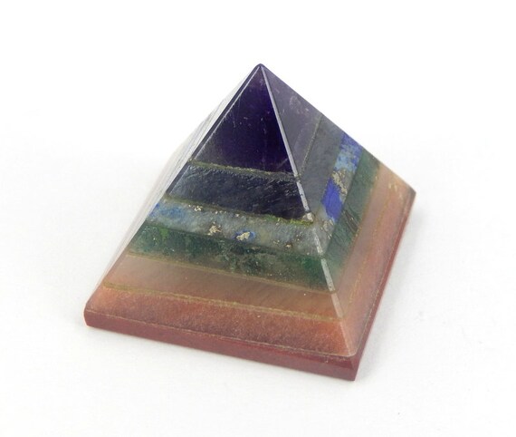 Natural Pyramid Shaped Stones Natural Pyramid Shaped Stones