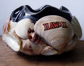 Hawaii Souvenir Bowl, Sea Shell Covered or Encrusted, Ceramic, Pinched Ruffle, Black Gloss, Japan, Cigar or Cigarette Ashtray, Vintage