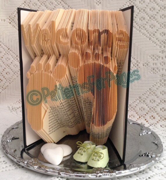 Book folding pattern for a BABY FEET