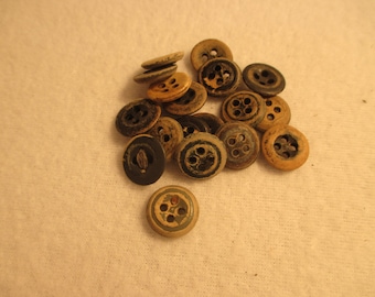 Set of 18 Vintage Wooden Buttons