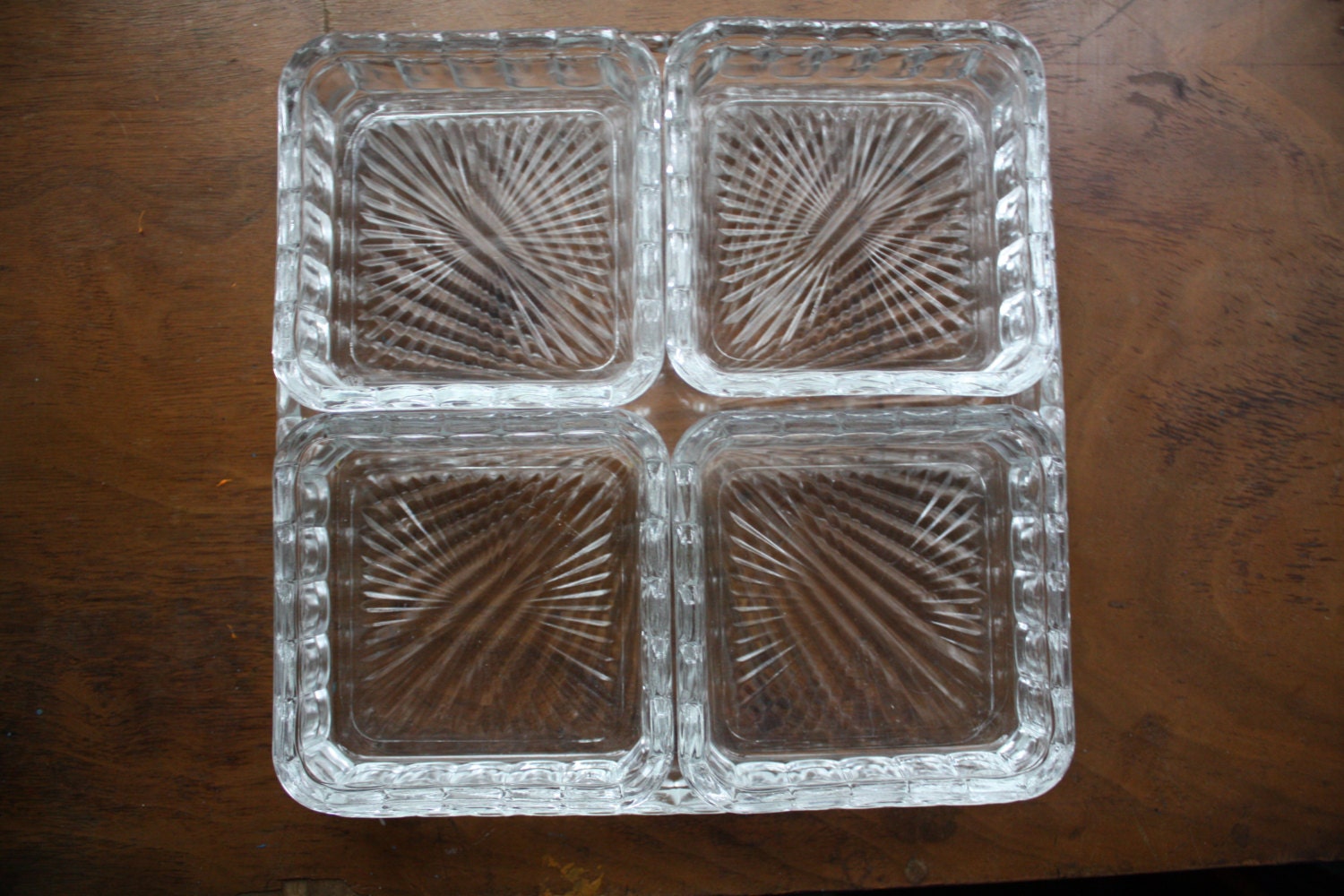 Vintage Sectional, Glass Tray with Removable Dishes Haute Juice