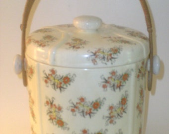 Vintage Japanese Porcelain Ice Bucket