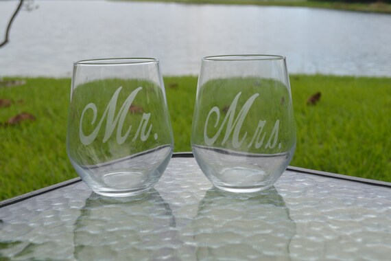 Mr and Mrs Etched Stemless Wine Glass