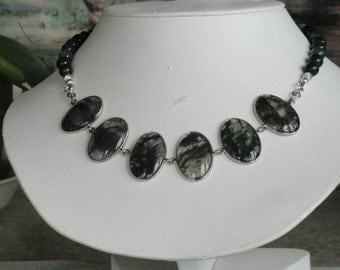Green Moss Agate beaded necklace with Moss Agate Pendant - 176