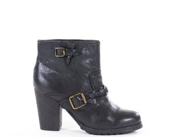 size 11 women's ankle boots