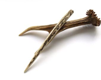 Hair chopstick, hair stick, deer antler, bone carving, hair pin, Tribal, hair accessories, suitable and for men, handmade by MariyaArts
