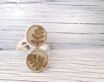 Unusual rings, resin nature ring, nature inspired ring, leaf ring, plant ring, nature ring, green ring, real leaf ring, resin jewelry cute