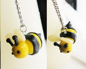 Cute Bee Necklace - Insect Jewelry - Insect Necklace