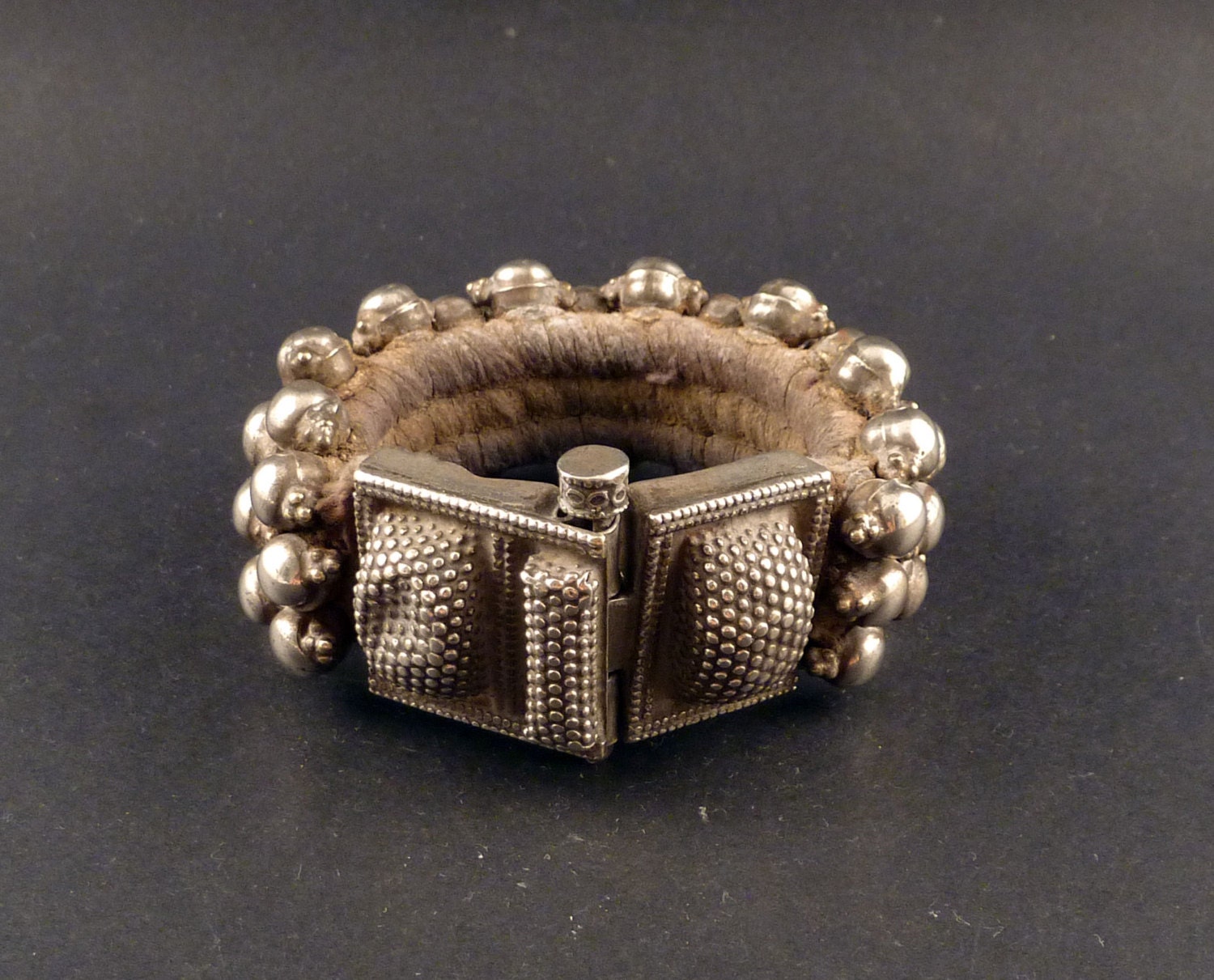 Silver Rajasthan hinged bracelet from India indian jewelry
