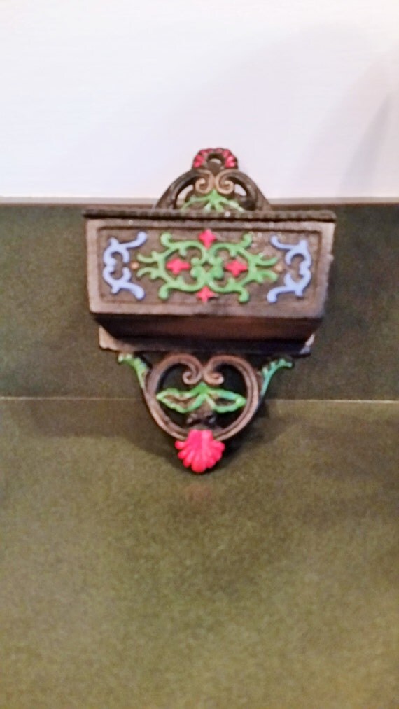 Wilton Cast Iron Match Box Holder with Lid Match Safe Wall