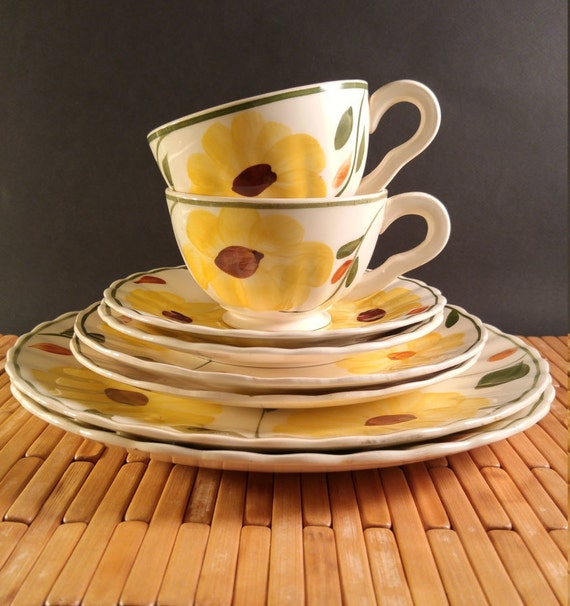 Blue Ridge Southern Potteries Sunbright Plates Cups & Saucers