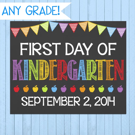 Items similar to First Day of School Chalkboard Poster Printable ...