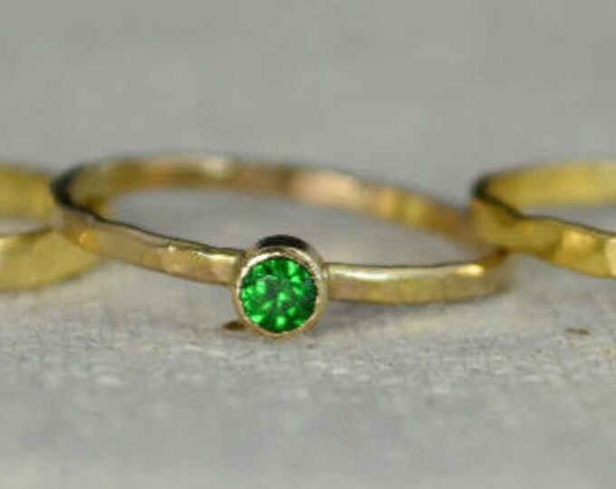 Classic Solid 14k Gold Emerald Ring, 3mm Gold Solitaire, Solitaire Ring, Solid Gold, May Birthstone, Mothers RIng, Solid Gold Band, Gold