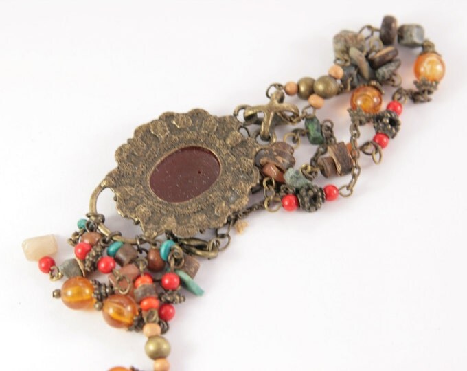 Boho Chic Necklace Southwestern Faux Semiprecious Necklace Cameo Antique Imitation Necklace Pendant like West Germany