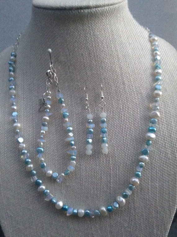 Items similar to Light Blue Necklace Set, Aqua Necklace, Prom Jewelry, Light Turquoise Wedding