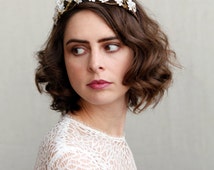 Wax flower style Wedding crown Headpiece, reproduction 1930s 1940s traditional Bridal tiara with leaves, - il_214x170.829129131_djni