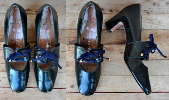 Vintage 50s Black Patent Leather Pumps Manor by ItaLaVintage