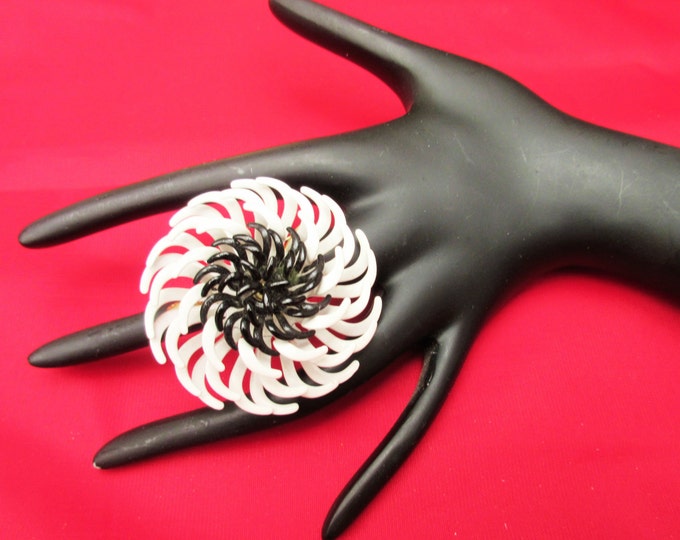 Flower Brooch Black and White Enamel swirl domed pin Mid century