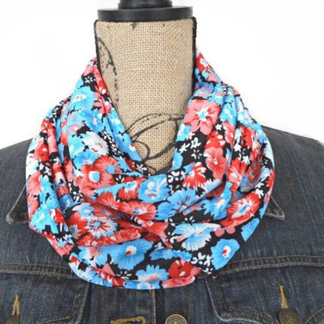 Foulard Snood Vintage Fait Main Pour Femme - Bleu Viscose