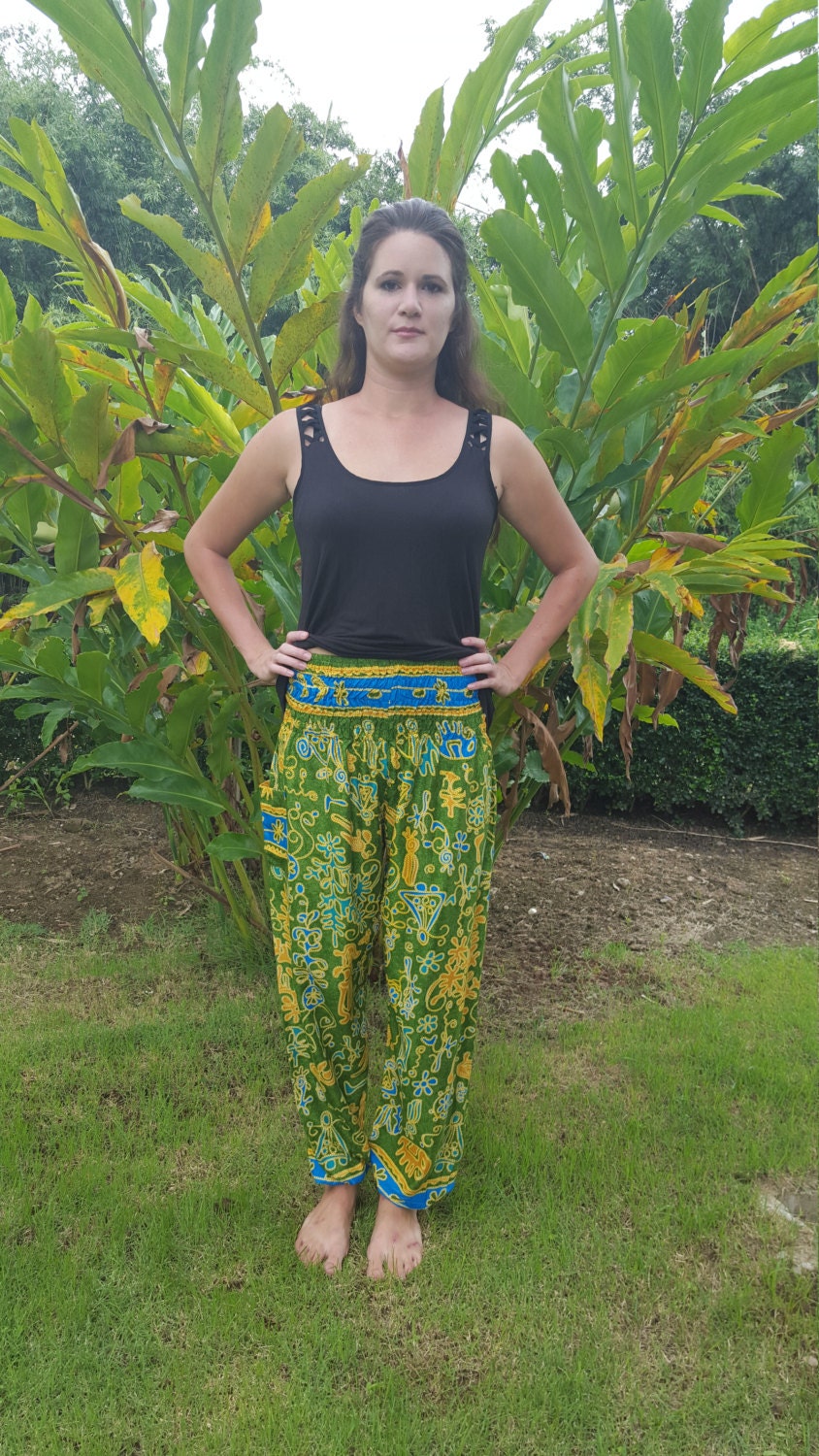 Yoga Clothes // Bohemian Clothes // Hippie Clothes by IllusionEnds