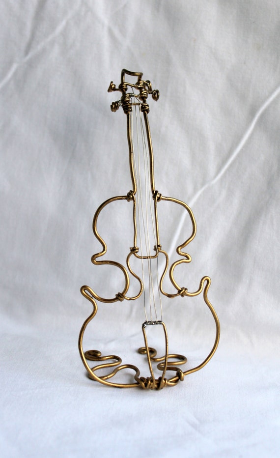 Wire violin sculpture home decor free by ArtificialWireWorld