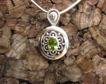 Peridot & Antiqued Sterling Silver Necklace - #150