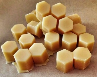 Beeswax melts, soy waxmelts or wax blend, 40 pieces 7oz, pure beeswax, wax melts, DIY, gifts, cute, bridal gifts, ecofriendly, natural wax