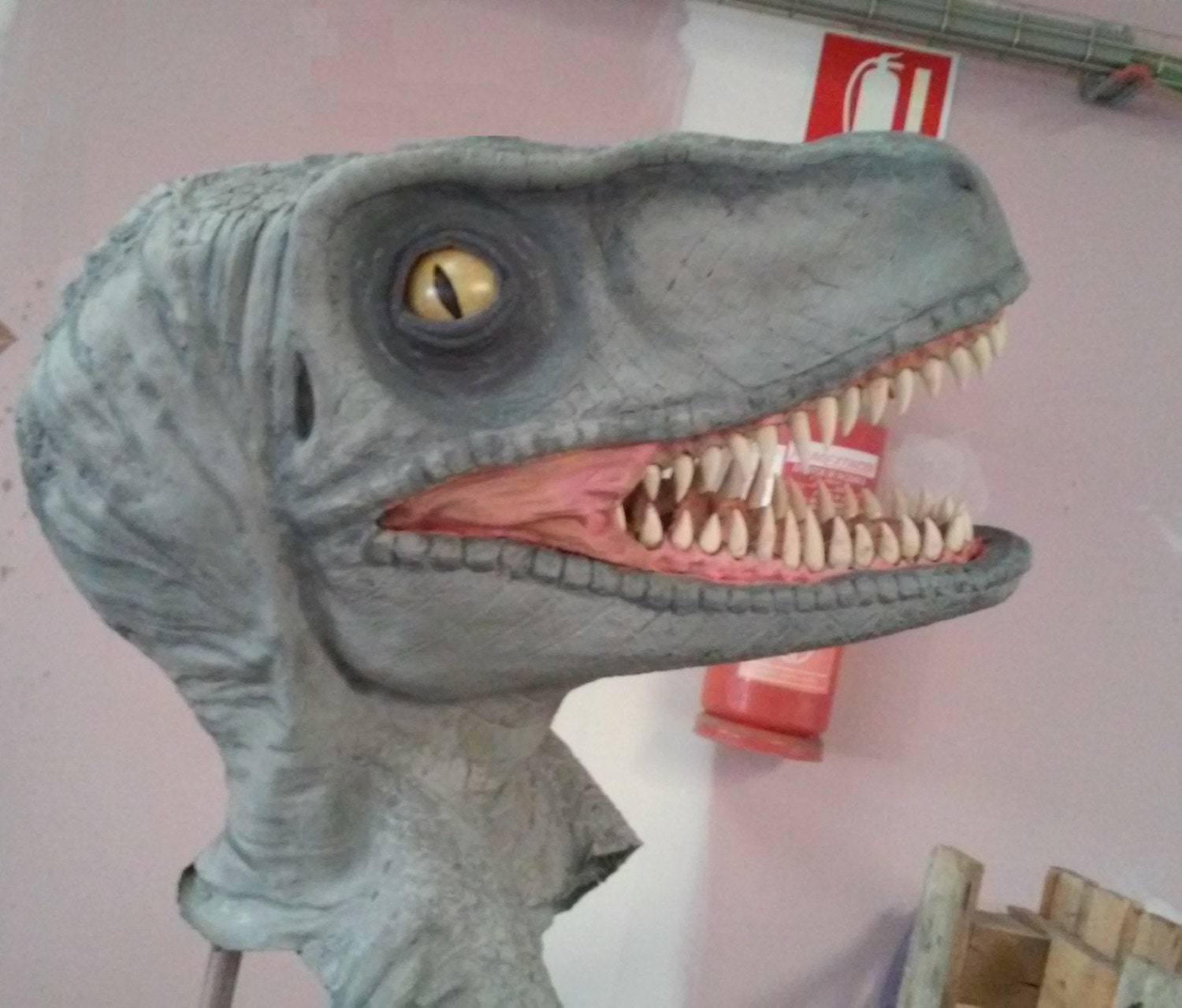 mask velociraptor jurassic park RAPTOR MASK by JapicoCreaciones