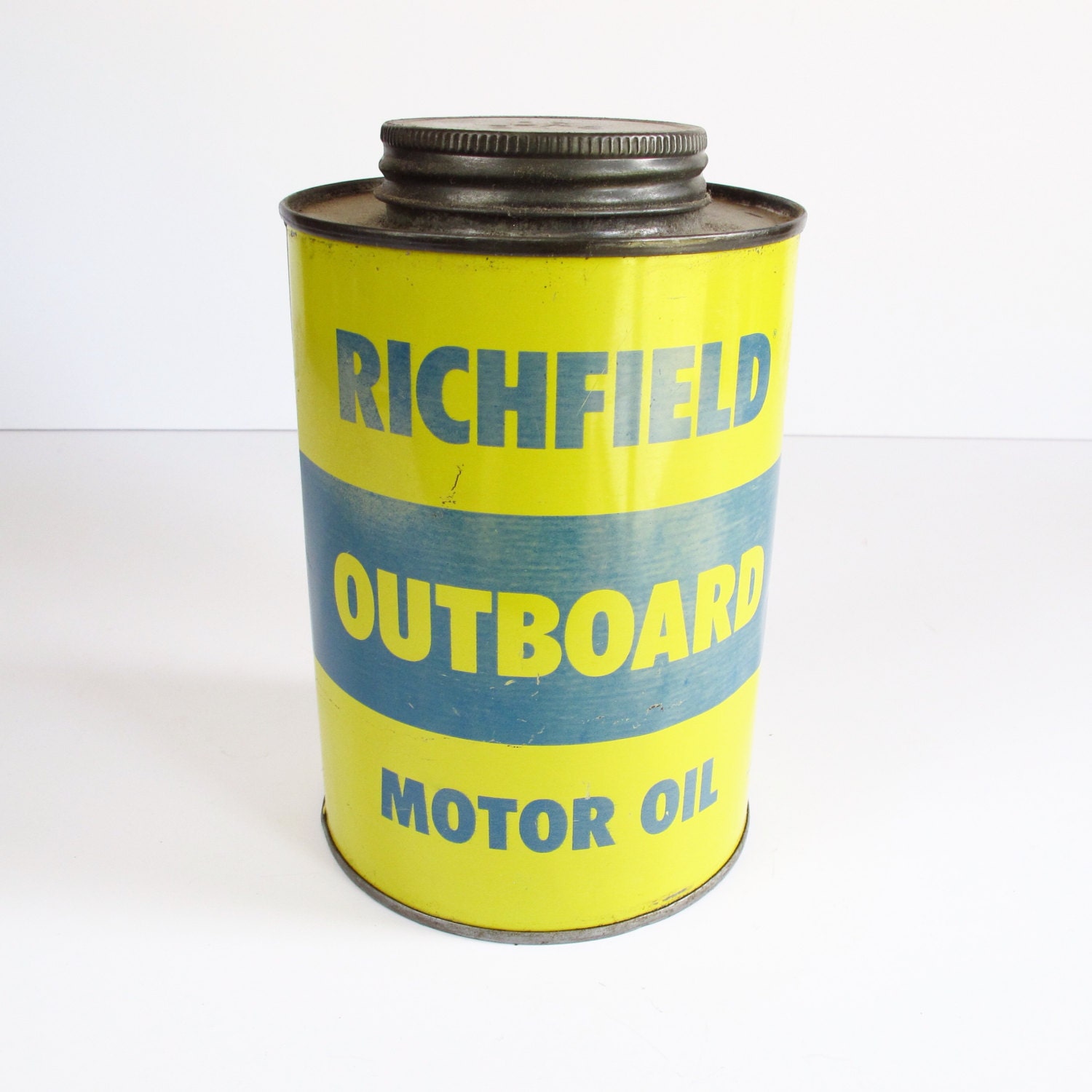 Vintage Richfield Outboard Motor Oil Can by VintageEarlyBirds