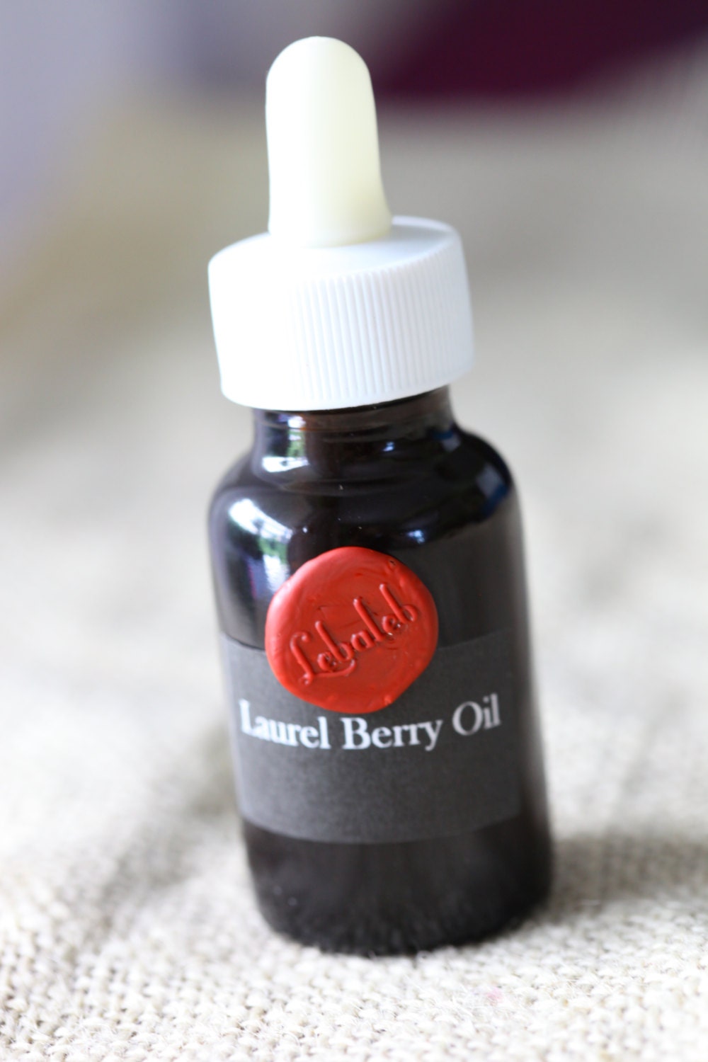 Laurel Berry Oil 100 pure