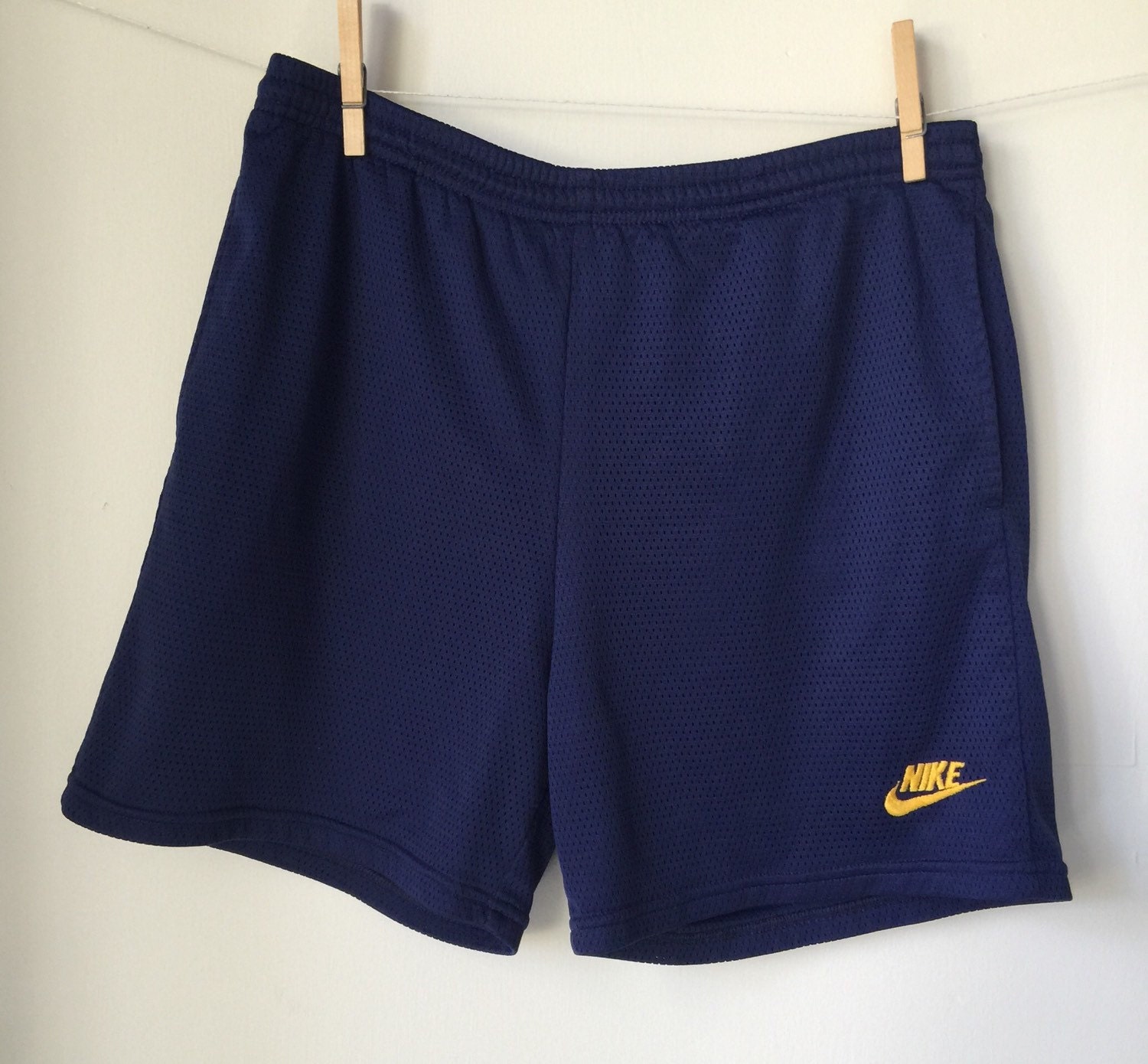 nike basketball shorts vintage