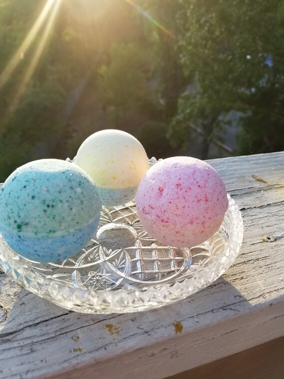 Calming Bath Bombs with toy inside Bath Fizzie VEGAN 1 per