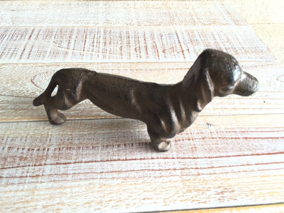 Cast Iron Dog Weiner Dog Dachshund Hand Painted by TuscanIron
