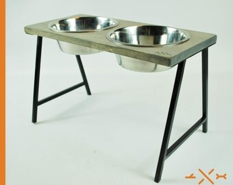 Rustic Dog Bowl, Dog dish stand, dog bowl holder, Elevated dog bowl, Pet Feeding station, Dog bowl stand, Stickandbone, Pet furniture, decor
