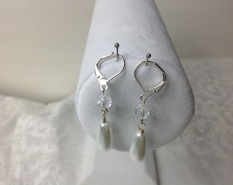 Bridal Pearl Earrings, bridesmaid drop Earrings, Pearl Bridal Earrings, Bridal jewelry, Wedding Jewelry, Bridesmaid gifts