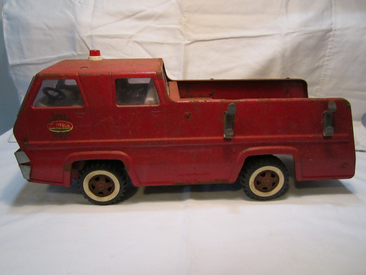 tonka fire truck metal vintage