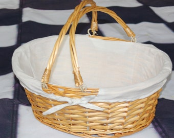 Handwoven Basket with White Lining