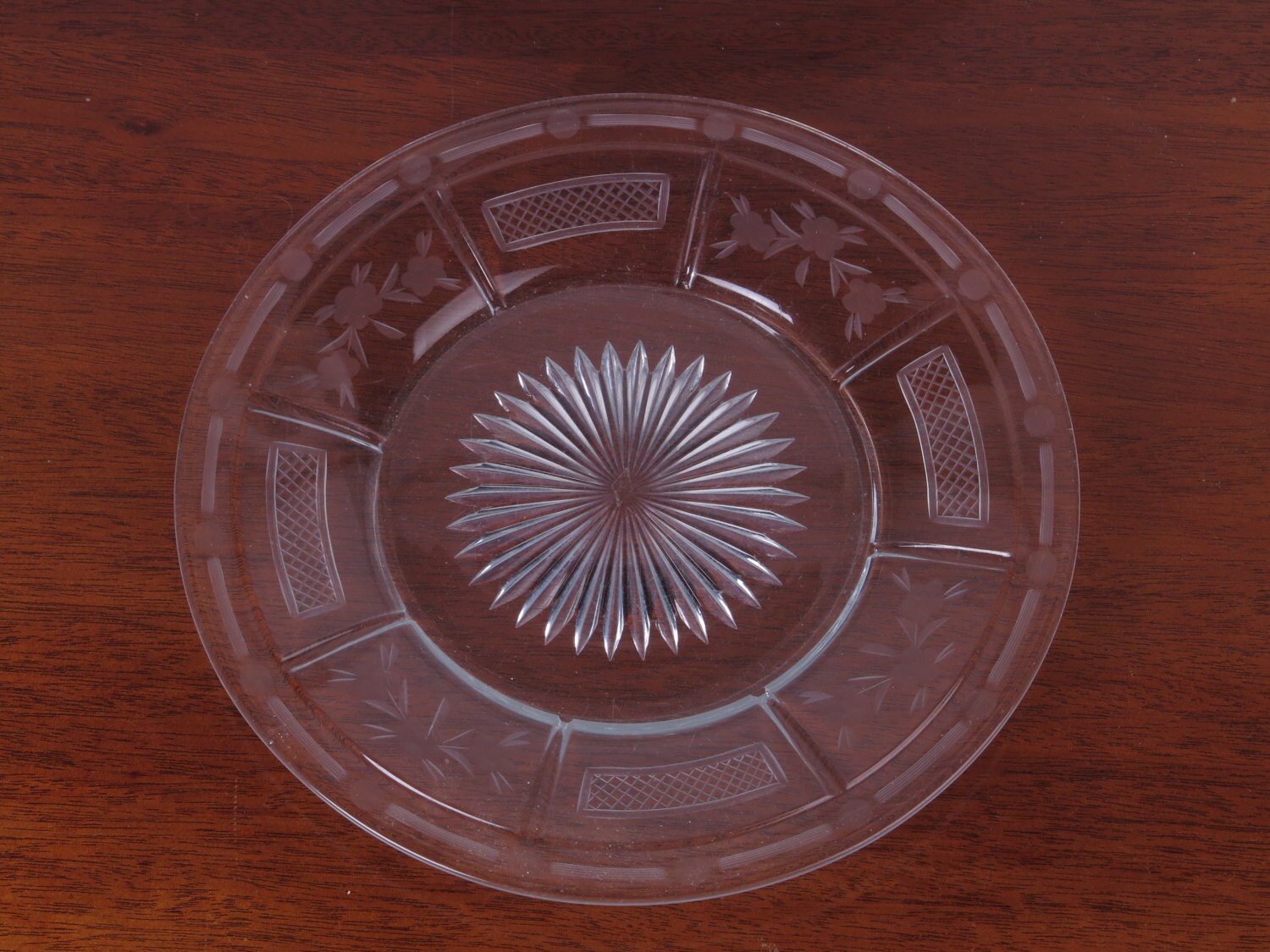 4 vintage signed Heisey clear glass luncheon salad plates star