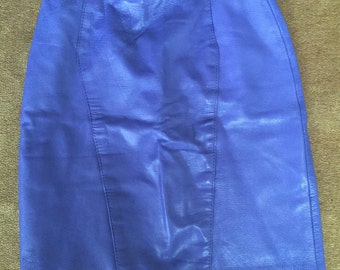 Vintage light purple leather high waisted pencil skirt lined