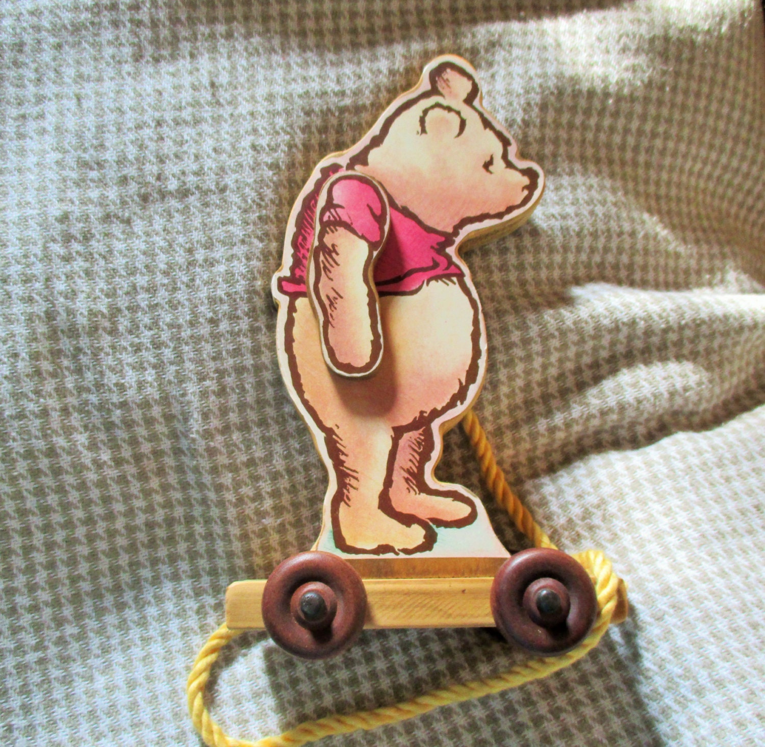 winnie the pooh pull toy