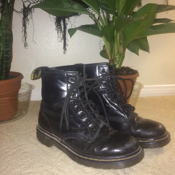 womens shiny black doc martens