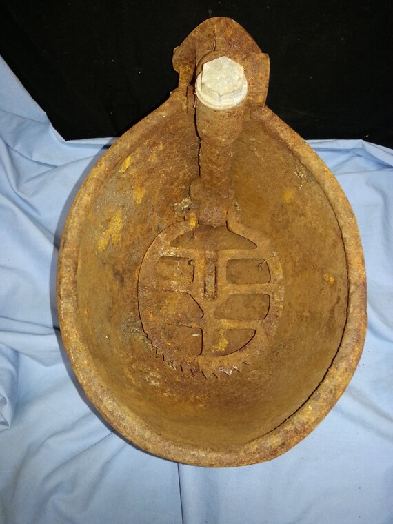 Vintage Jamesway Horse Water Bowl Cast Iron as found