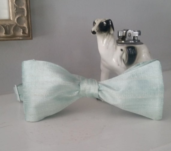 Items similar to Sea Foam Green Bow Tie / Silk Tie / Special occasion