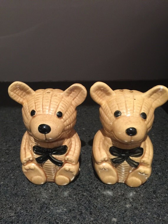 Vintage Bears Salt and Pepper Shakers